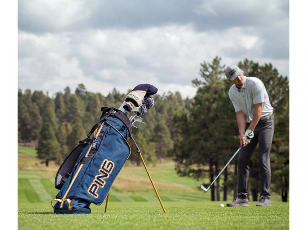 VOX GOLF OF AMERICA 商品紹介｜PING"VARSITY L8 STAND BAG"LIMITED EDITION